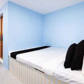 HOTEL - Shree Krishnaa!! Beside to The Railway #Station# !!, hotel em Bhubaneshwar