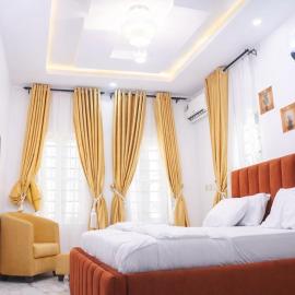 Aurea Gardens Residence