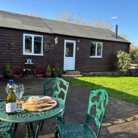 B's Lodge at Church Elms Farm, hotel v destinácii Ashford
