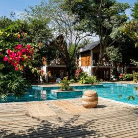 Sambe Manglar, hotel u gradu 'Moñitos'