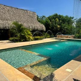 Sabanagrande में, होटल Villa de Lujo con Piscina y Jacuzzi Privado