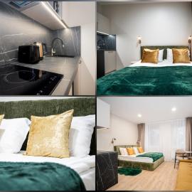 Airport-Bus - 13 North Studios - Family Apartment 10