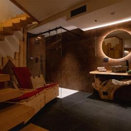 SKY LOVE Luxury Chalet: Andalo'da bir otel