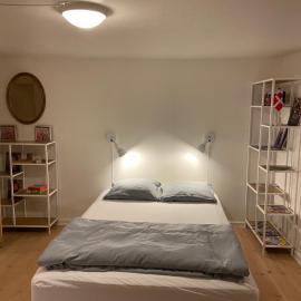 Værelse med eget køkken og bad