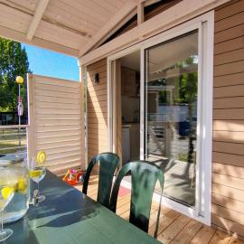 Cozy mobile home in Cesenatico โรงแรมในเชเซนาติโก