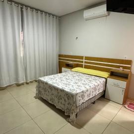 Casa familiar no Campestre, tranquila e bem localizada, hotel in São Raimundo Nonato