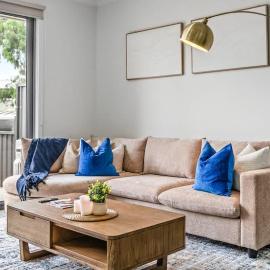 Stylish 3BR Stay Close to Tea Tree Plaza, hotel a Modbury