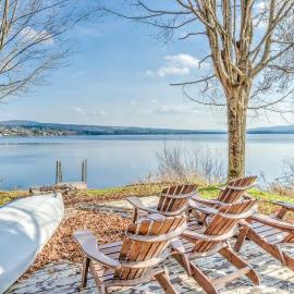 Viesnīca Gingo Shack - Private Spa & Lake View pilsētā St-Ferdinand