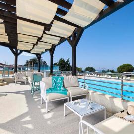 Cozy Stacaravan In Umag With Wifi, hotel in Umag