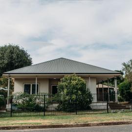 4BR Family Home, Pet Friendly, Central Location