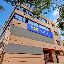 FabHotel Dream Sky, hotel sa Kharadi