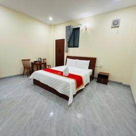 Khách sạn Quỳnh Như