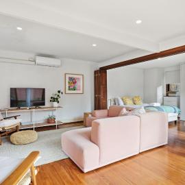 The Albert Park Pocket - Stylish Stay with Parking