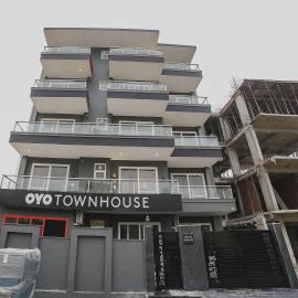 Super Townhouse Sector 46 Gurgaon Near Appu Ghar
