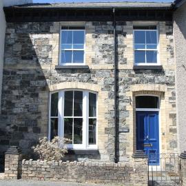 Plas Canol, elegant home in Snowdonia village