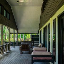 Island Time Simeulue 4 Bedroom Villa, ξενοδοχείο σε Lasikin