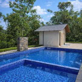 Avathi में, होटल Good Earth Swimming Pool Homestay