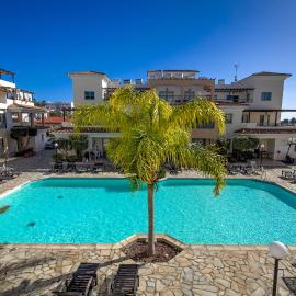 Oracle Exclusive Resort 2bdr Apartment by VICHY Holidays