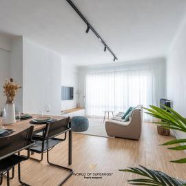 Luxurious apartment next to the sea and city centre with free parking space, hotel v Ostende