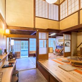 The Cross Inn Gujo, hotel em Gujo