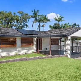 4 Bedroom with Private Cinema, Pool 2Parking, hotel i Brisbane