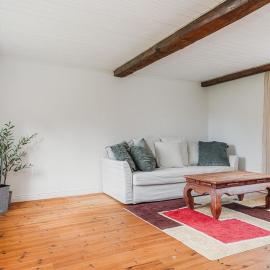 Scandi Style Retreat 3BR near Sea and Forest, hotel a Axmar