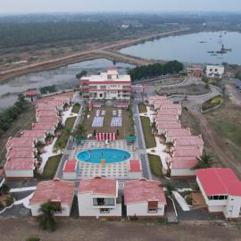 Flamingo Club and Resort Una 3 Km Away from Diu Check Post, hôtel à Diu