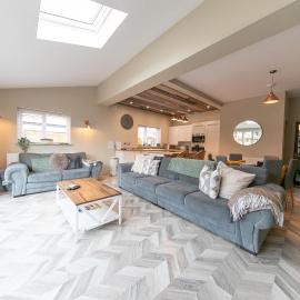 Villa Rose-Spacious Home with beautiful garden, hotel Lytham St Annesben