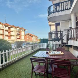 Apartamento en la playa con piscina - Azcona 6004