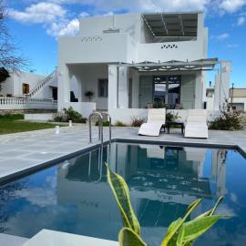Zandre Luxury Suites