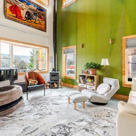 Modern Cabin near Watkins Glen, hotel in Alpine