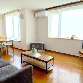 Olive retreat Sapporo 札幌市南区 一軒家の1フロア貸切 5名まで 2ベッドルーム 無料駐車場 登山 スキー場への好アクセス