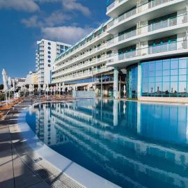 Berlin Golden Beach Studio, hotel in Varna City