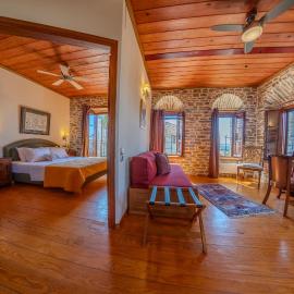 xenonas ton xromaton - Guest house of colors, hotel in Lafkos