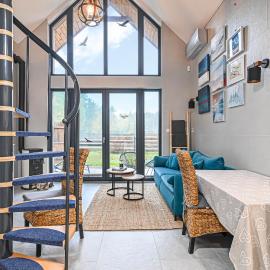 Stark House Gallery, hotel i Borsk