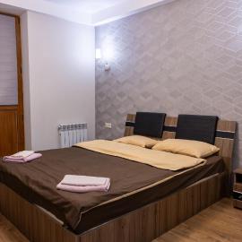 Family Airport, hotel di Chişinău