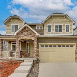 17 Mi to Downtown Denver: Modern Aurora Home!, khách sạn ở Aurora