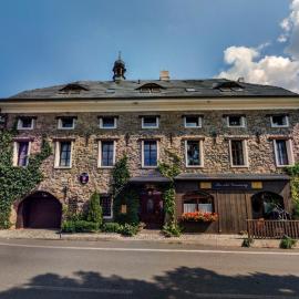 Apartmány v Buši