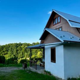 Яблуневий цвіт, Hotel in Yabluniv