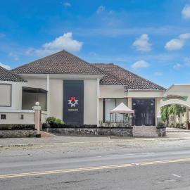 Townhouse Oak near Sokaraja Purwokerto formely Magnum Hotel & Resort, hotel a Purwokerto