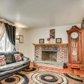 2 Mi to UBS Arena & Belmont Park: Suburban Escape, hotel en Elmont