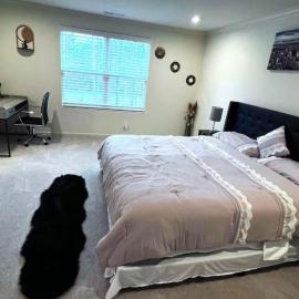 1Private Bedroom in House Plainfield Near Airport, hotel in Plainfield