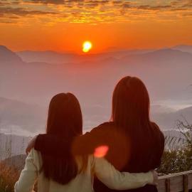 Pha Kew Lom Viewpoint Camping & Adventure in Nong Khiaw, hotel in Luang Prabang