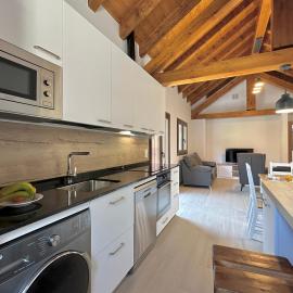 Apartamento Rural AINARIAK - Sasi, ξενοδοχείο σε Burgui