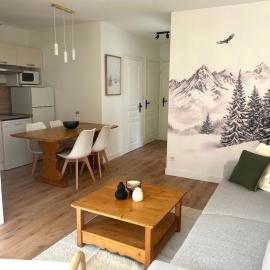 Altea Luchon - Mountain View, Pool & Comfort