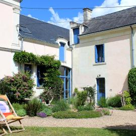Chambres d'hôtes La Buronnière, hotel in Rivarennes