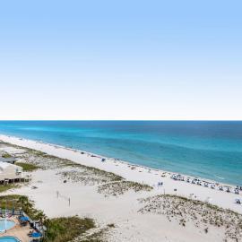 Oceanfront Condo with Free WiFi Central AC W&D Shared Hot Tub Outdoor Pool Gym