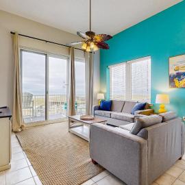 Beachfront Condo with amazing views shared pool and beach access, hotel in Navarre
