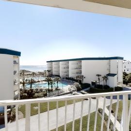 Magical 3rd-floor condo with pools telescope for stargazing & pickleball, khách sạn ở Santa Rosa Beach