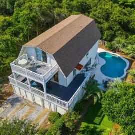 Dog-friendly Gulf-view home with pool decks WiFi & WD - walk to beach, hotel in Santa Rosa Beach